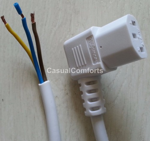 Right angle iec c13 - right,