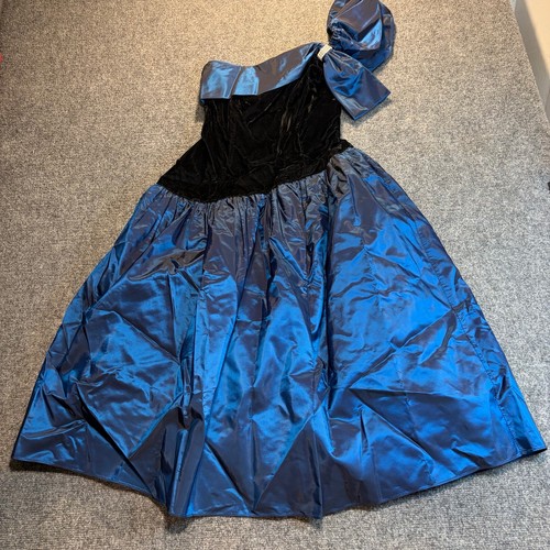 Vintage 80s roberta black - vintage,