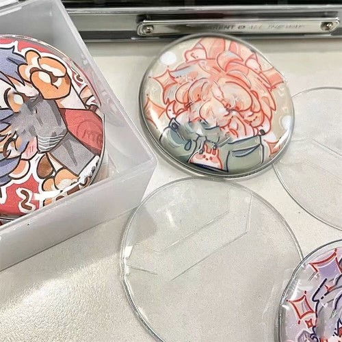 Transparent badge display - transparent,