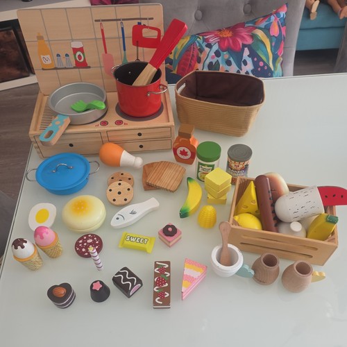 Wooden play cooker with - cooker,