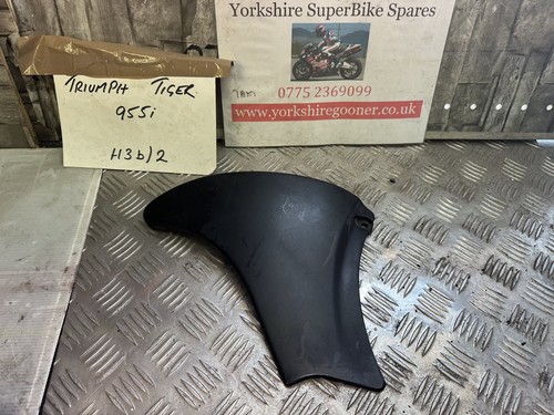 Triumph 955i tiger left tank - left,
