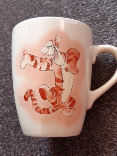 Churchill disney tigger sketch - tigger,