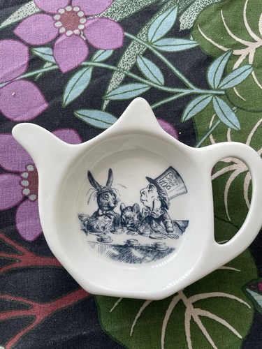 Alice wonderland teabag - wonderland, or