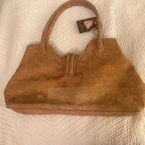 Genuine cork better than - cork,,