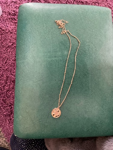 Small gold colour medallion - colour,