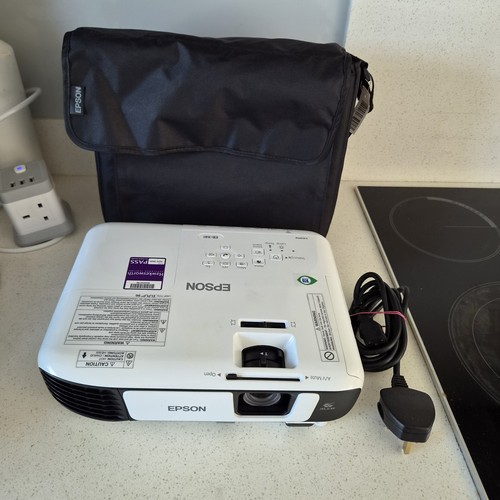 Epson x41 low - hours*, 3lcd