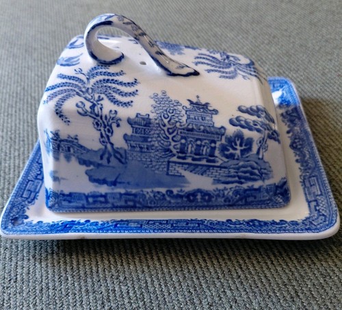 Antique willow pattern cheese - willow,