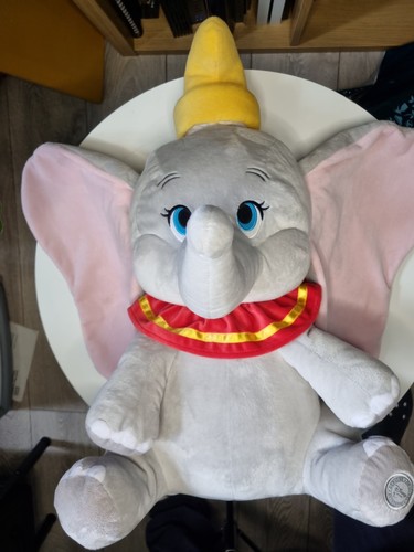 Official disney store dumbo - disney,
