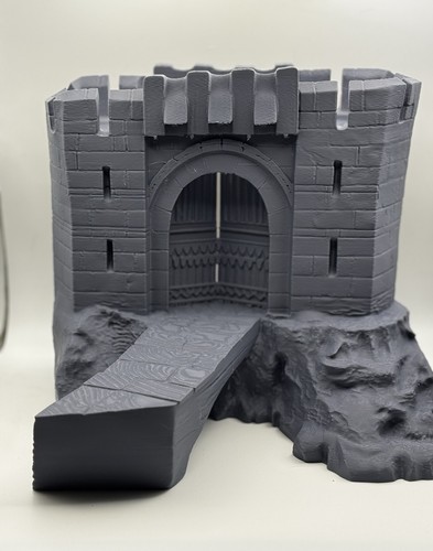 Helms deep gate diorama - helms,
