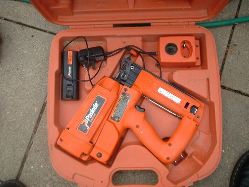 Paslode im250 nail gun - nail, kit