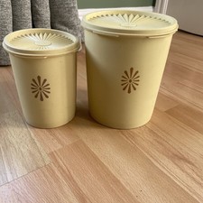Vintage Tupperware Starburst