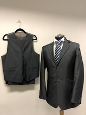 VOEUT SUIT 3PC CHARCOAL SLIGHT