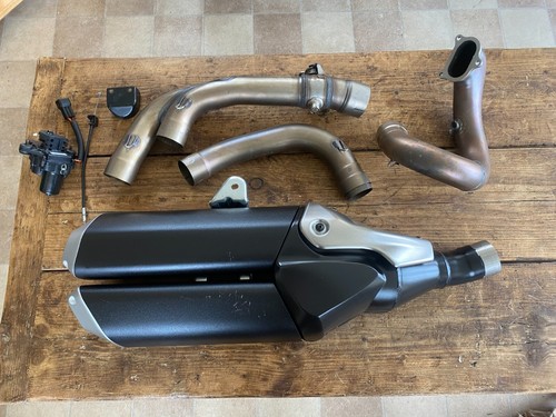 Ducati monster 1200s exhaust - ducati,