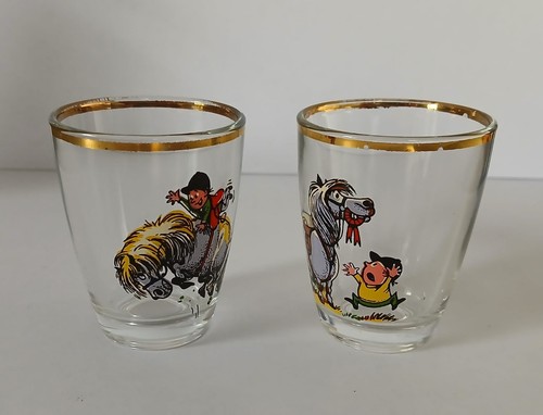 Set two different vintage - of,