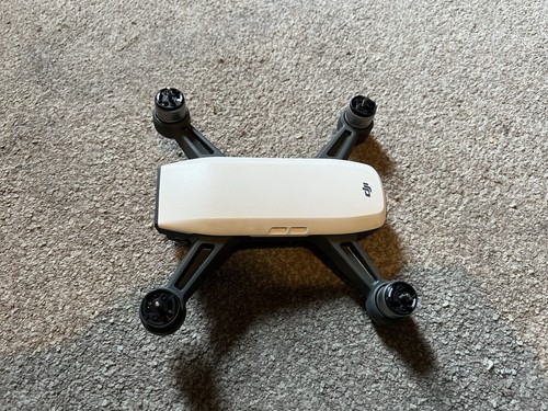 Dji spark fly - dji,