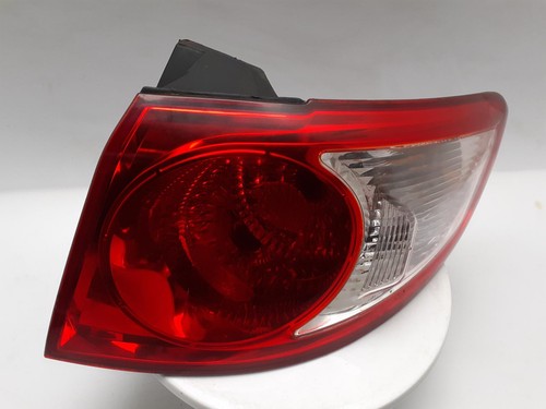 Hyundai santa tail light - fe,