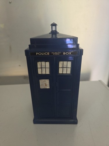 Bbc who tardis - tardis, plastic