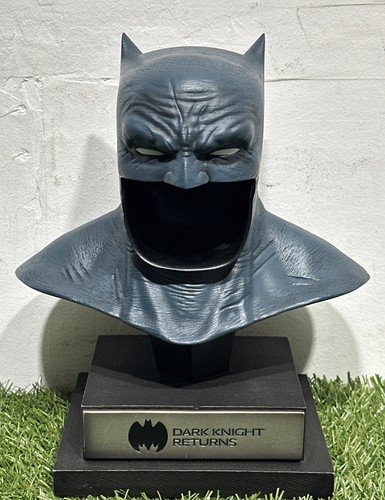 Batman cowl bust - cowl,