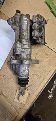 Jaguar xj40 brake master - xj40,