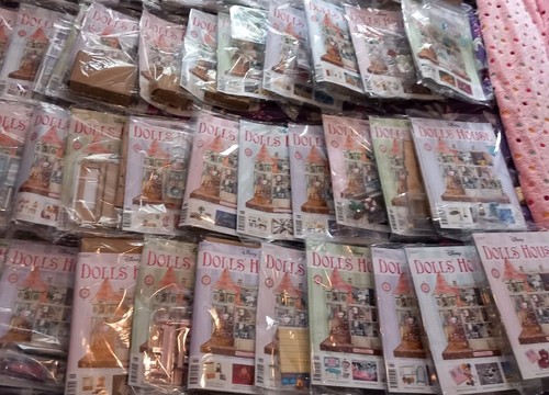 Bargain issues disney dolls - 25,