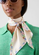 LK Bennett Lucy Silk Logo