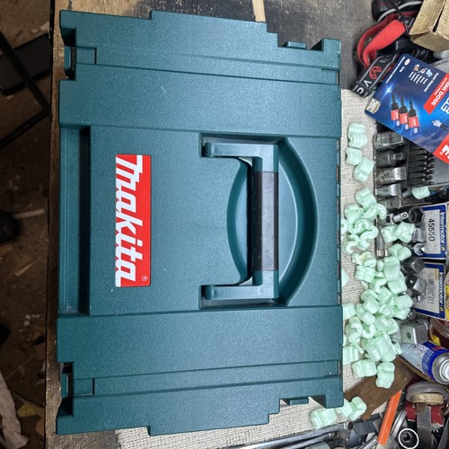 Makita cordless drill set with - drill,