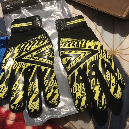 Goalkeeper gloves size new - size,