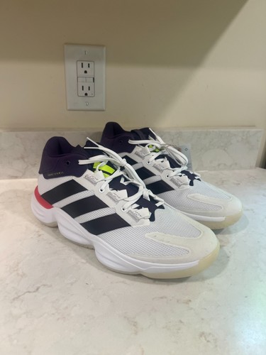 New adidas court - new, stabil