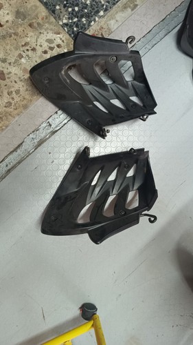 Pair footrests right and - pair, of