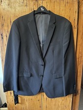 Taylor & Wright Men's Suit