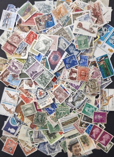 500 worldwide stamps lot - ​500+,