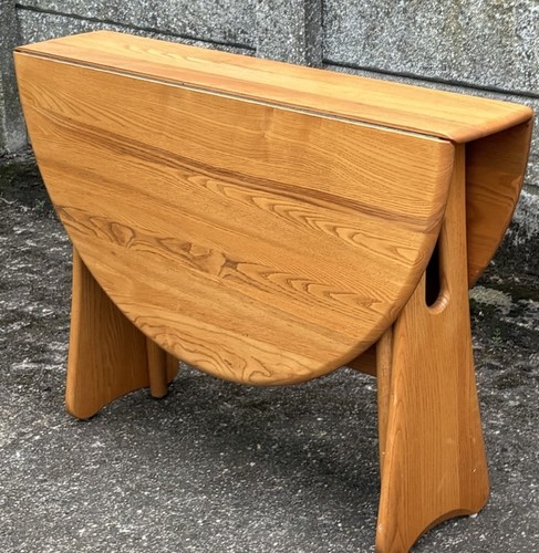 Fine modern ercol gate leg - modern,