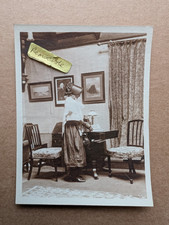 UNUSUAL OLD PHOTO WOMAN BONNET