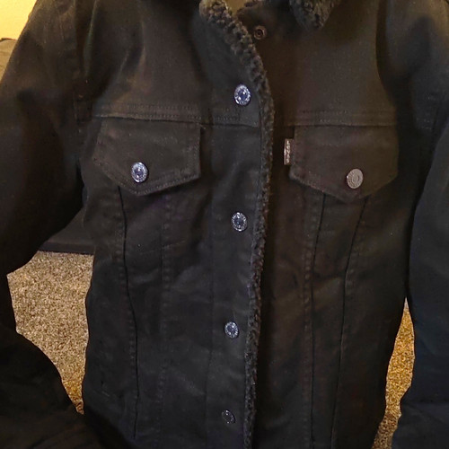 Levi sherpa trucker childs - levi's,