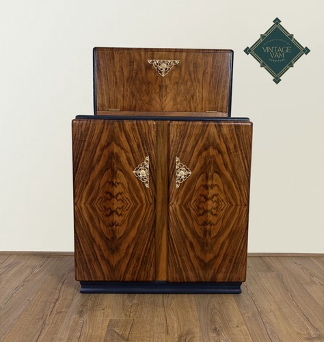Art deco rivington cocktail - art,