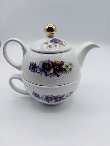 Stackable tea set for - tea, one