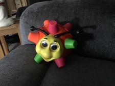 VINTAGE ERTL BUMBLE BALL BUDDY BUMBLE BUG  MOTORISED TOY