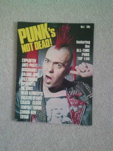 Punk not dead magazine - punk's,