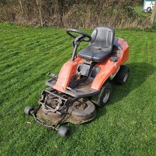 Husqvarna R213 Ride on Mower