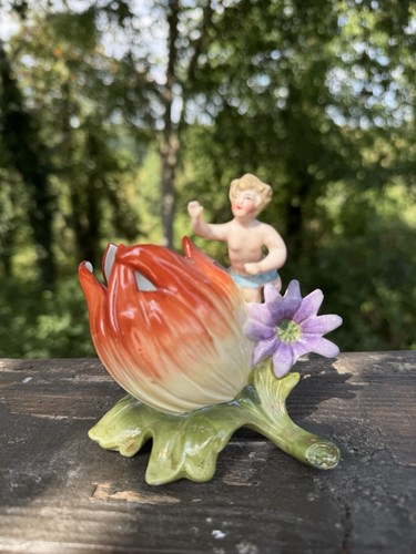 Vintage porcelain cherub - vintage, with