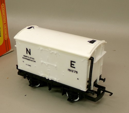 Hornby r147 - r147, "n.e."