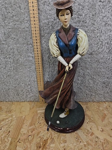 Large lady golfer figurine - large,
