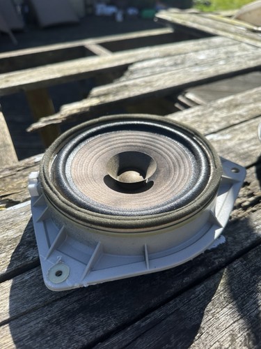Toyota yaris door speakers - yaris,