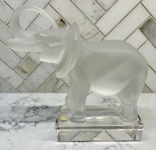 Signed lalique crystal - signed,