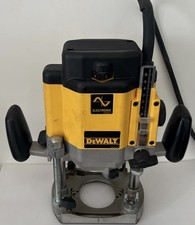 DeWalt DW625E Dual Collet 110v