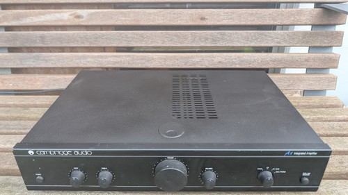 Cambridge audio amplifier - cambridge, a1