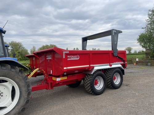 Dump trailer tractor tipping - tractor,