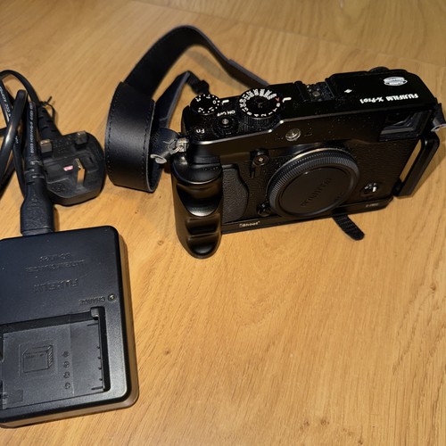 Used fujifilm pro1 - used, digital