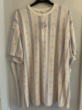 BNWT  TU Size XL (20-22)