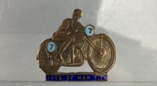 *VINTAGE* ISLE OF MAN TT RACING MOTORCYCLE BADGE GENUINE ORIGINAL LOOKS EARLY
